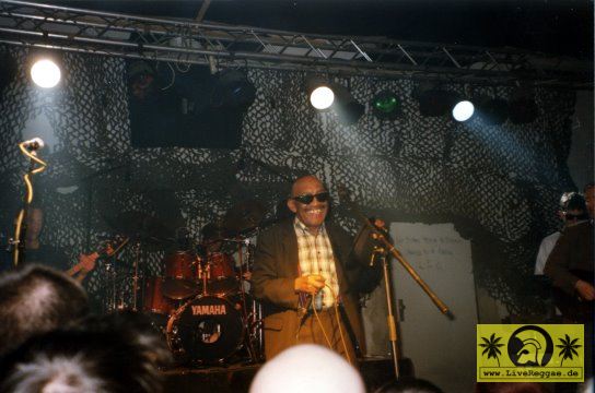 Laurel Aitken (Jam) Conne Island, Leipzig 20. Mai 1997 (17).jpg